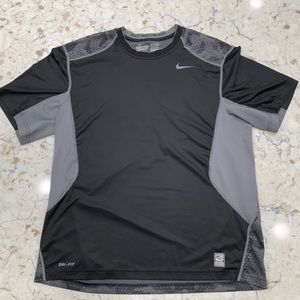 Men’s XL Nike Workout Shirt